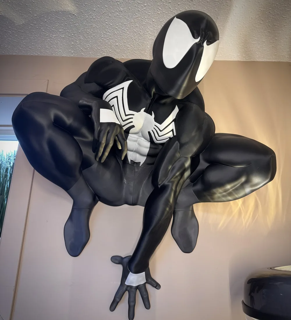 Symbiote Webslinger Large Format Standalone Figure